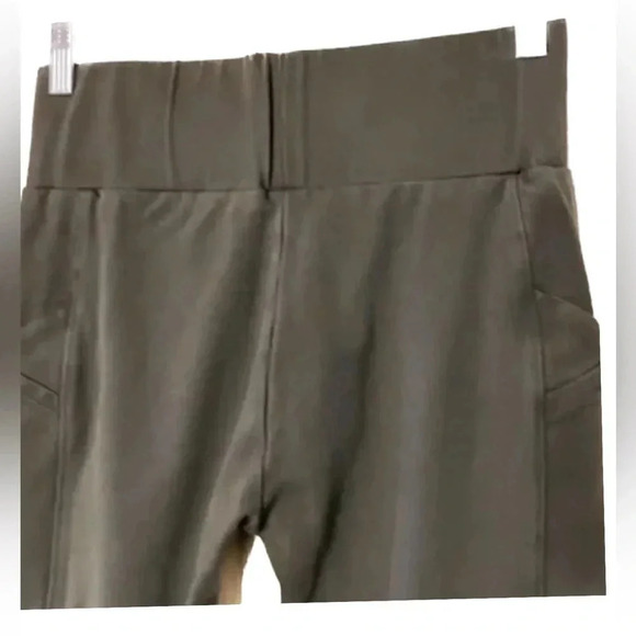 Lou & Gray Gray side pocket ponte leggings small - Picture 3 of 6